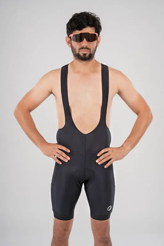 Load image into Gallery viewer, APACE CYCLING BIB SHORTS | EXPLORE NOVEAU ENDURANCE | EBONY | MENS