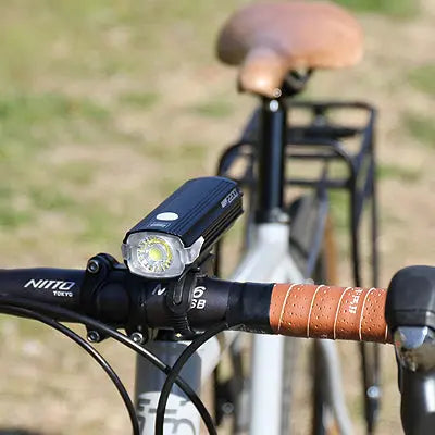 Load image into Gallery viewer, Bicycle Front Light - AMPP2200 - MADOVERBIKING - CATEYE