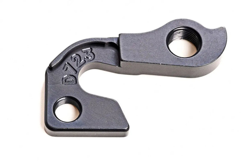 Load image into Gallery viewer, PILO DERAILLEUR HANGER FOR GT | GH-D723 - MADOVERBIKING