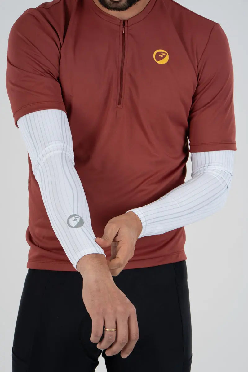 Load image into Gallery viewer, APACE ARM SLEEVES | SHIELD | WIND | UNISEX
