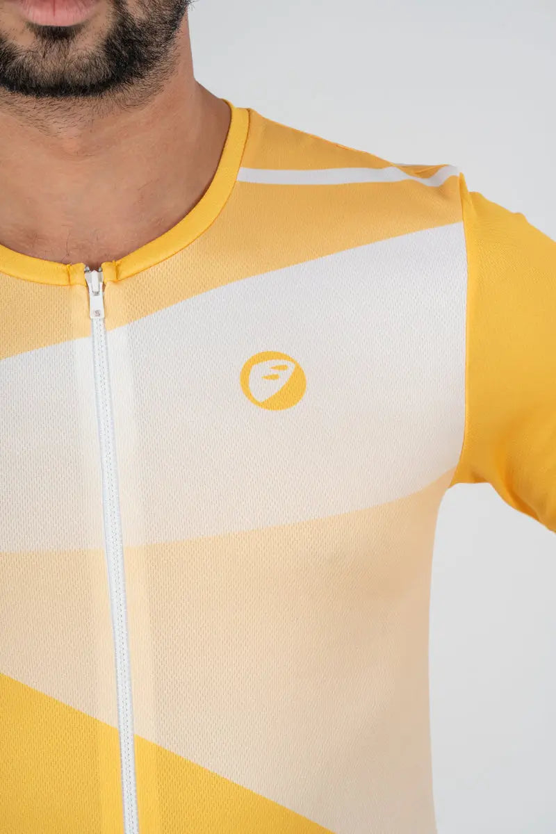 Load image into Gallery viewer, APACE RELAX FIT CYCLING JERSEY | BRILLIANT | UNISEX
