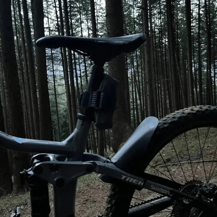 Load image into Gallery viewer, NAC FENDER KIT | D-FENDER SHORT ENDURO FENDER KIT FOR MTBs
