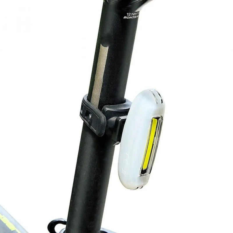 Load image into Gallery viewer, Sahoo Rear Light 40 Lummens
