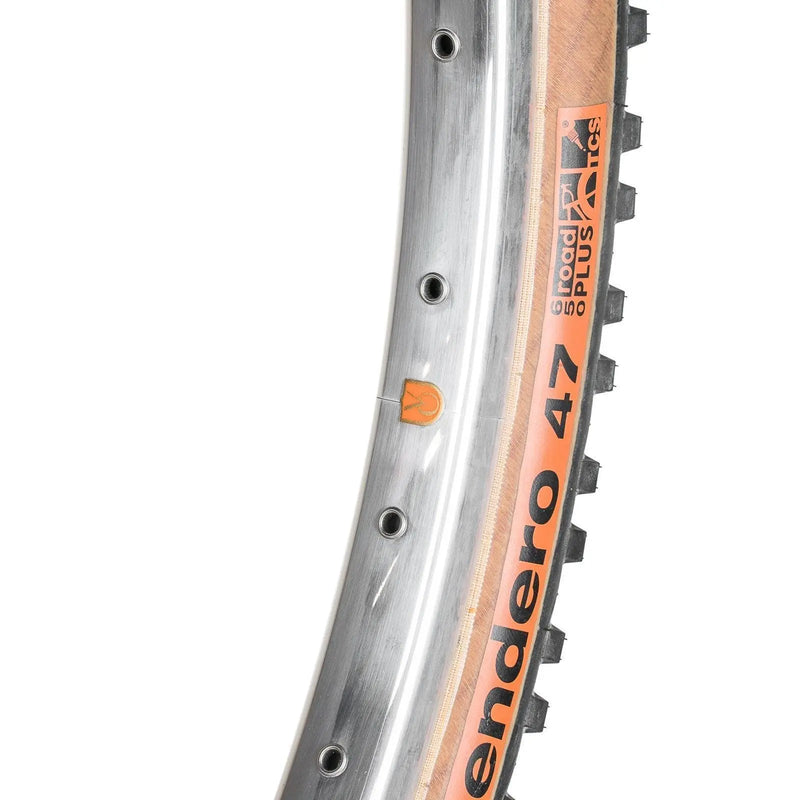 Load image into Gallery viewer, Velo Orange Voyager 26" Rim
