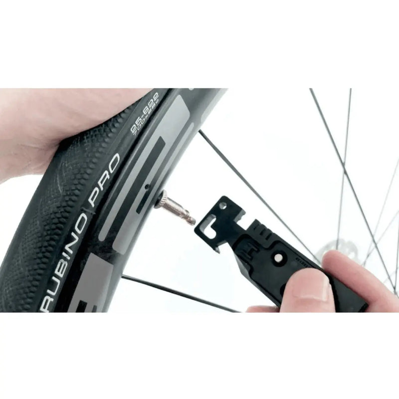 Load image into Gallery viewer, CLEVER STANDARD FLATOUT CHAIN HOOK - MADOVERBIKING
