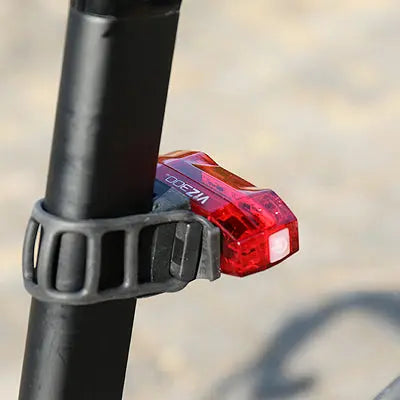 Load image into Gallery viewer, CATEYE LAMPSET AMPP900/VIZ300 (TYPE C) | EL089/LD810 - MADOVERBIKING
