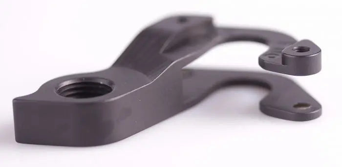 Load image into Gallery viewer, PILO DERAILLEUR HANGER FOR CANNONDALE | GH-D273 - MADOVERBIKING
