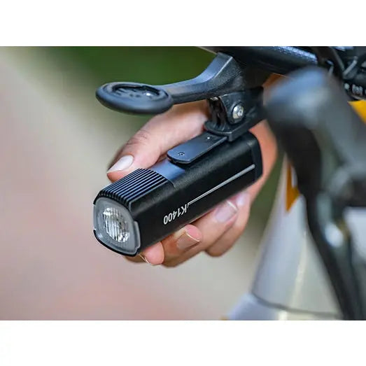 RAVEMEN FRONT LIGHT | K1400 - 1400 LUMENS, UPTO 23 HR BATTERY - MADOVERBIKING